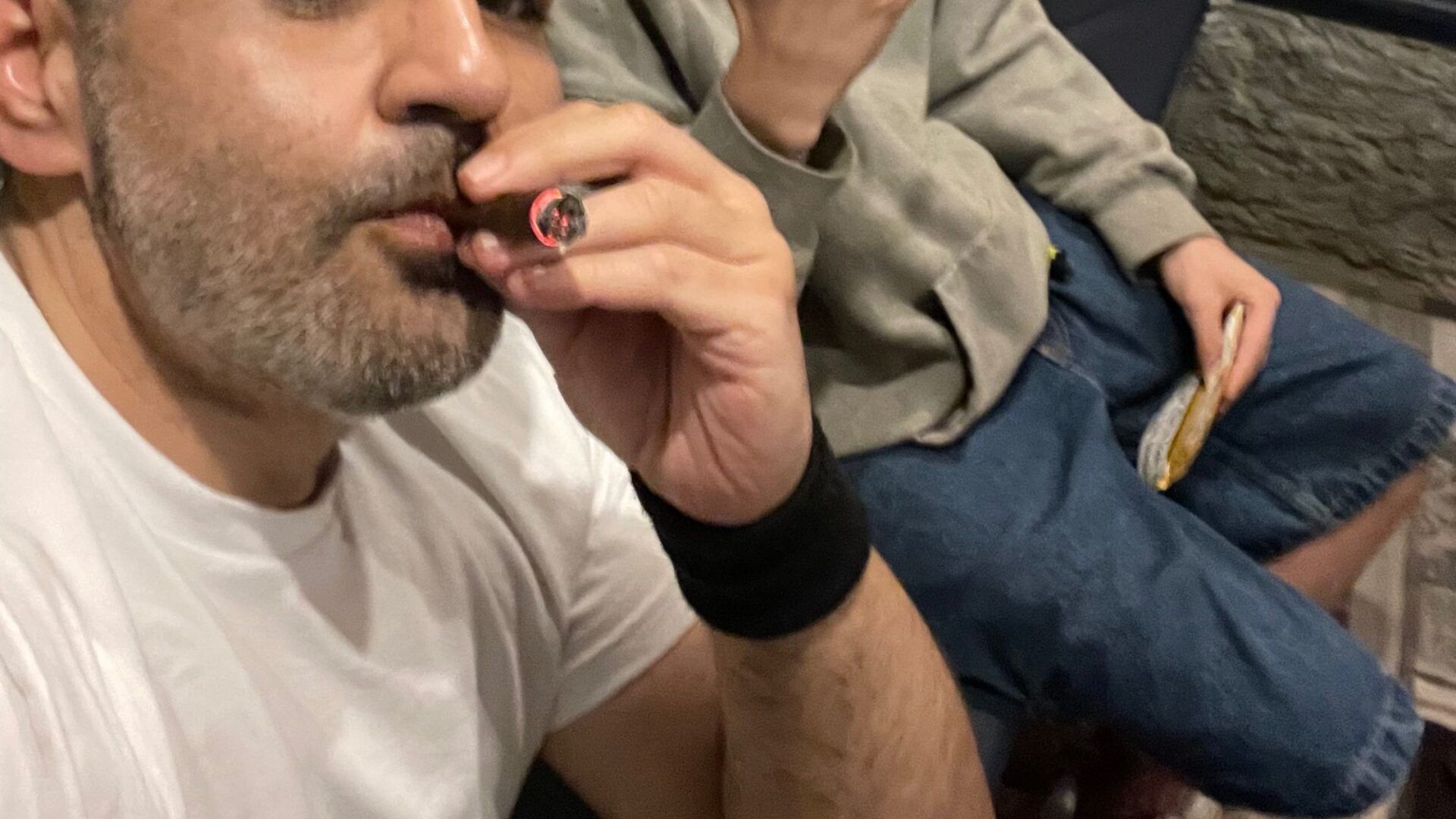 dos socios de un cannabis club Madrid